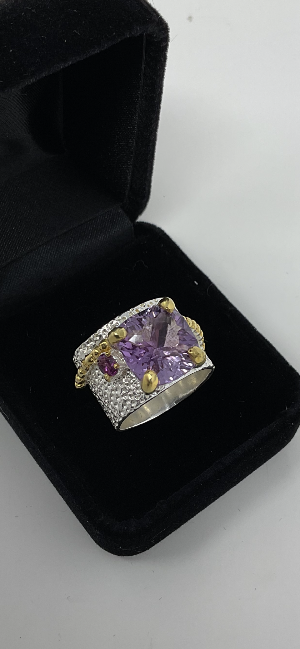 Absolutely Amazing Genuine Amethyst Ring