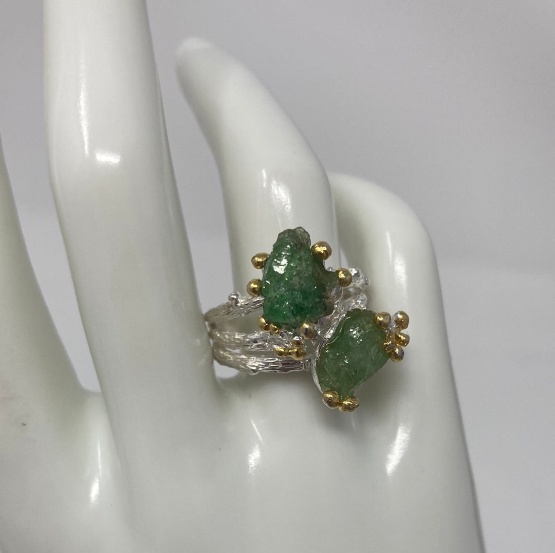 Raw Natural Uncut Emerald Ronh