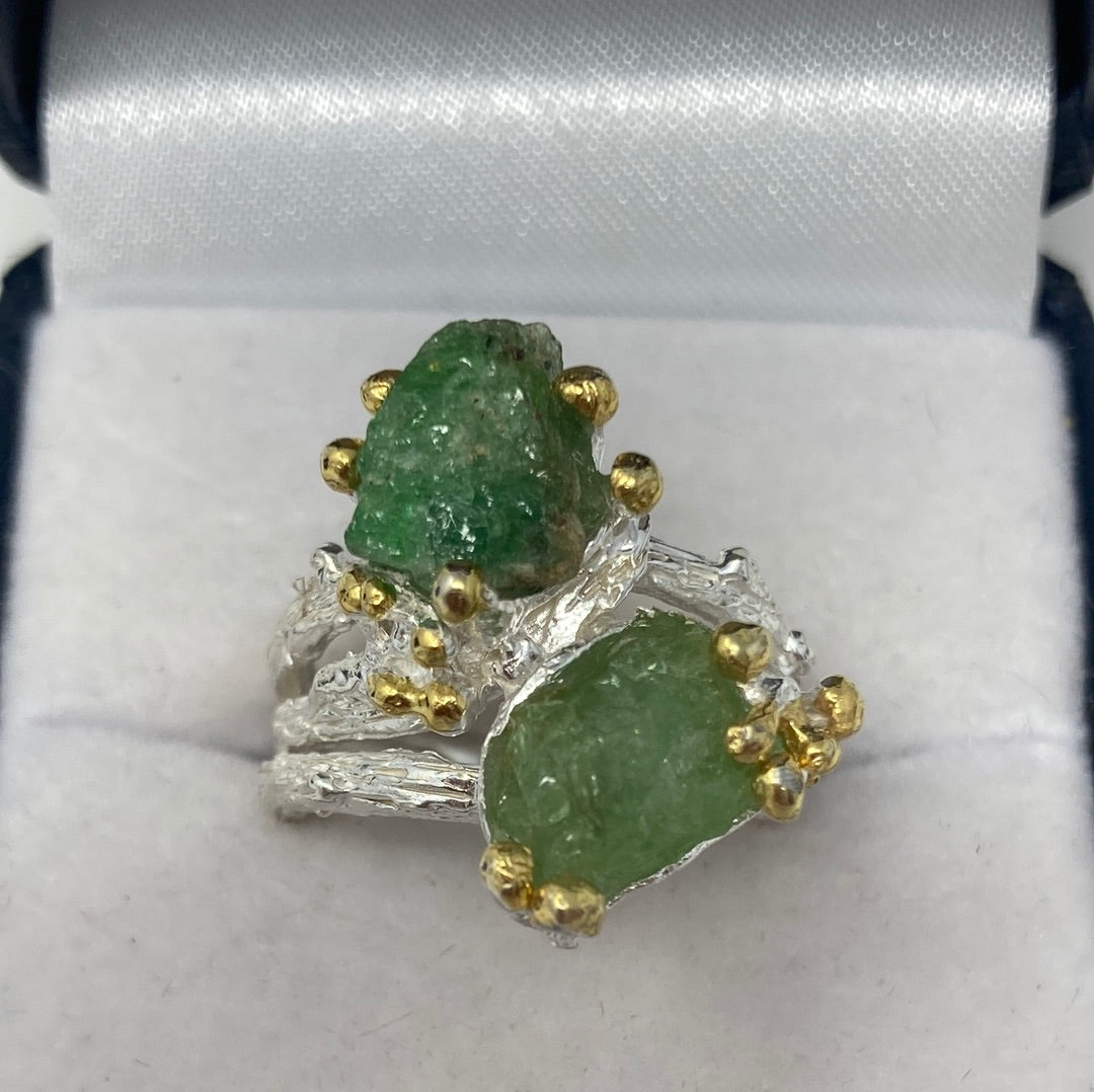 Raw Natural Uncut Emerald Ronh