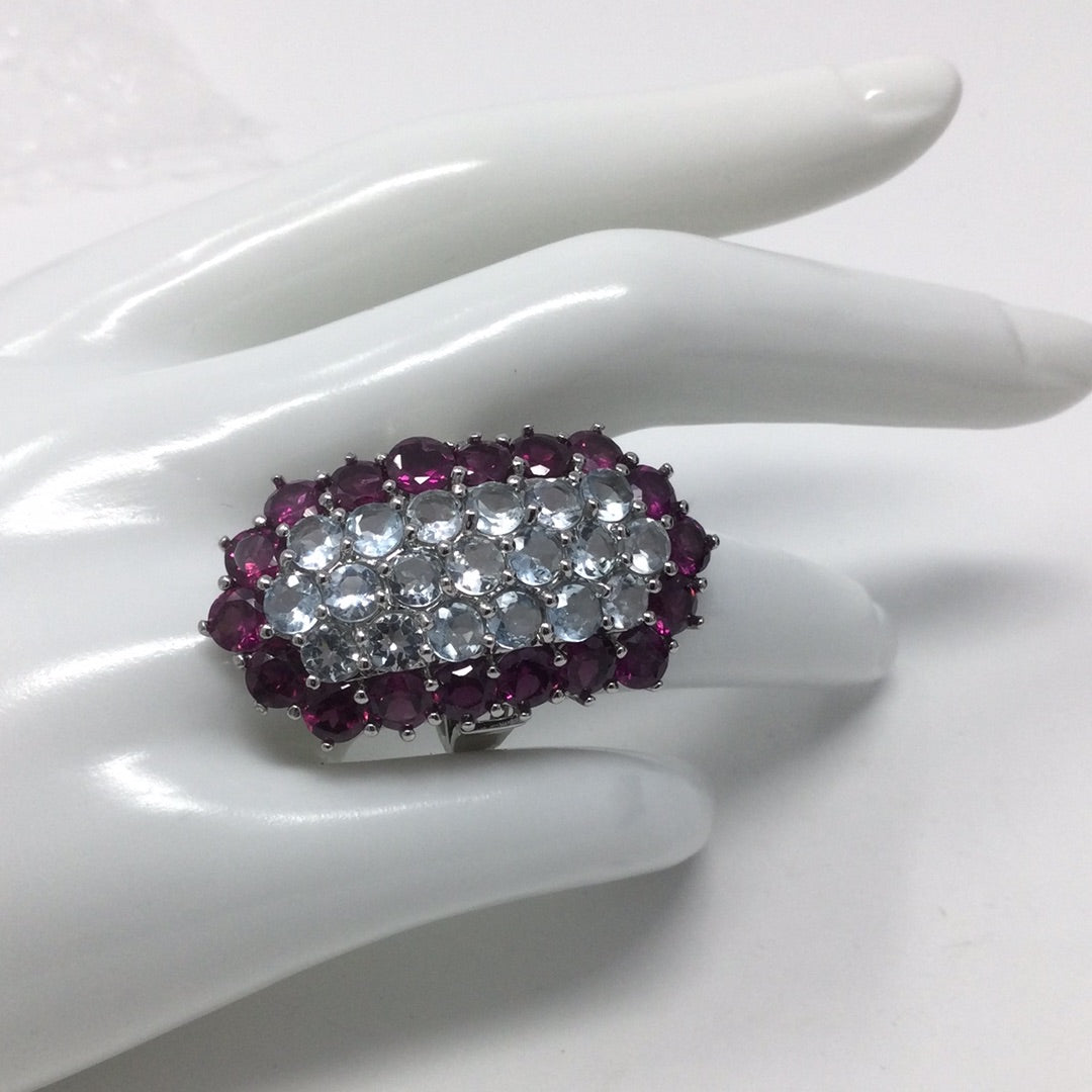 Elegant Genuine Aquamarine & Garnet Rng