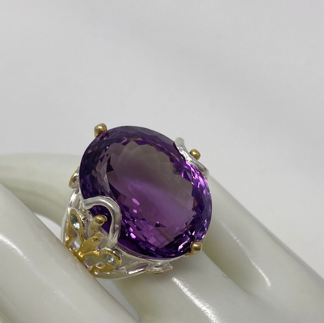 Majestic 40 CTW GENUINE AMETHYST & Topaz Ring