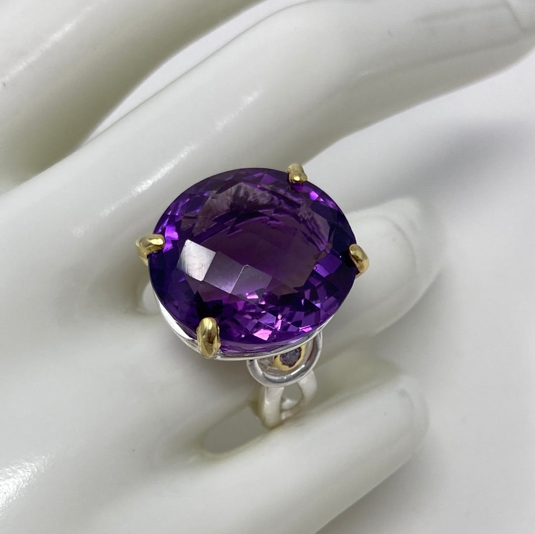 Extraordinary Genuine 24 CTW Amethyst Ring