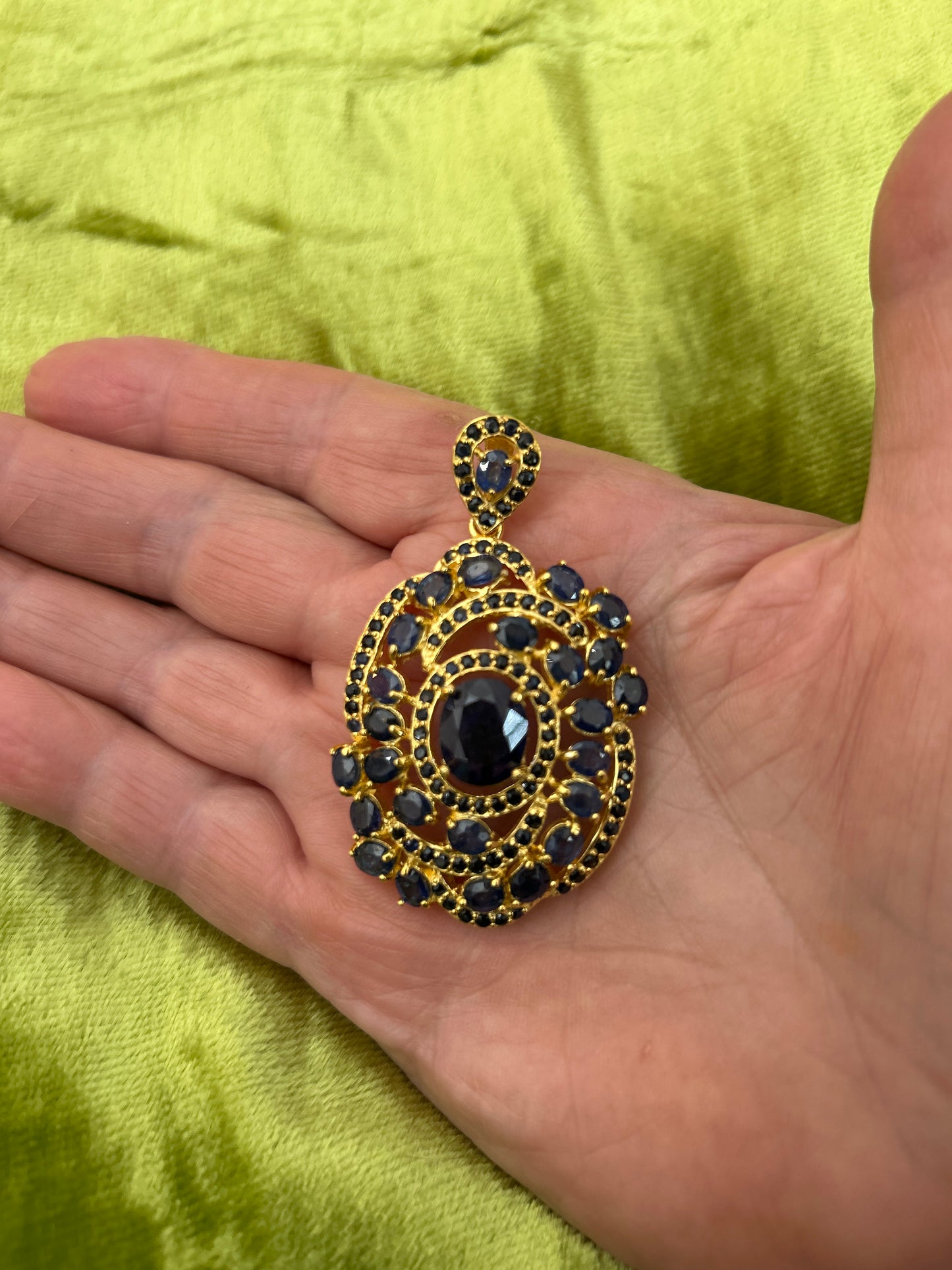 Exceptionally Exquisite Genuine Sapphire Pendant