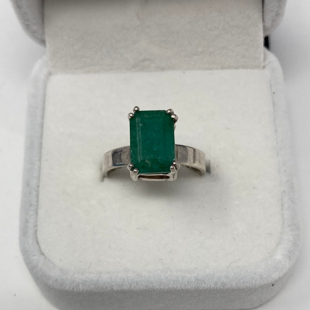 Genuine Emerald Ring