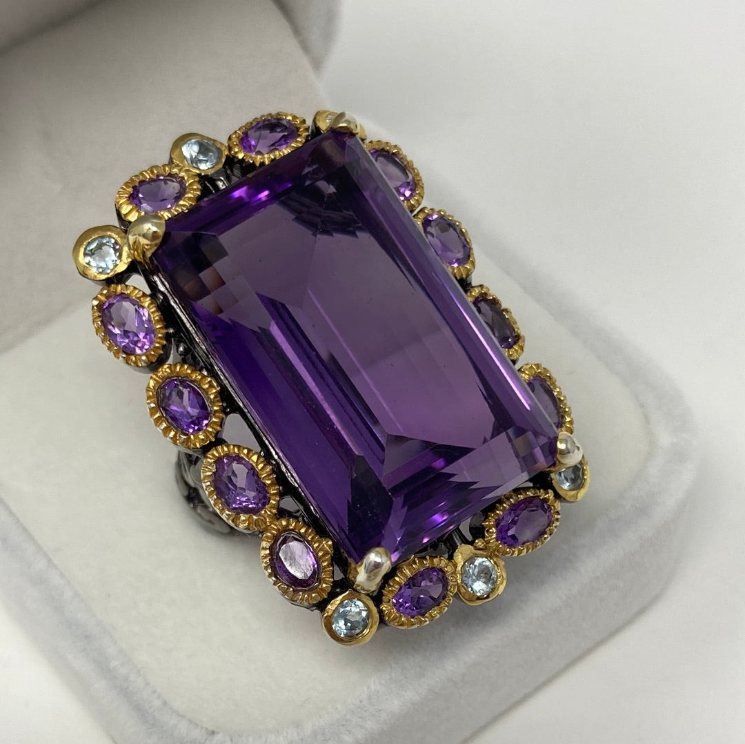 Exceptional  40+ CTW Genuine Amethyst Ring