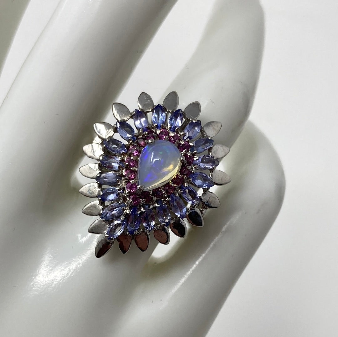 Genuine Fiery Opal & Tanzanite 💍