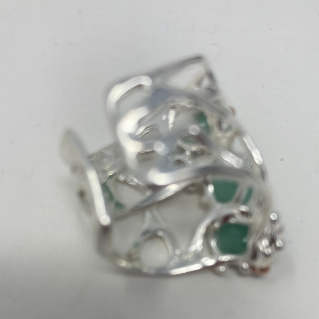 Artistic Genuine Emerald Ring