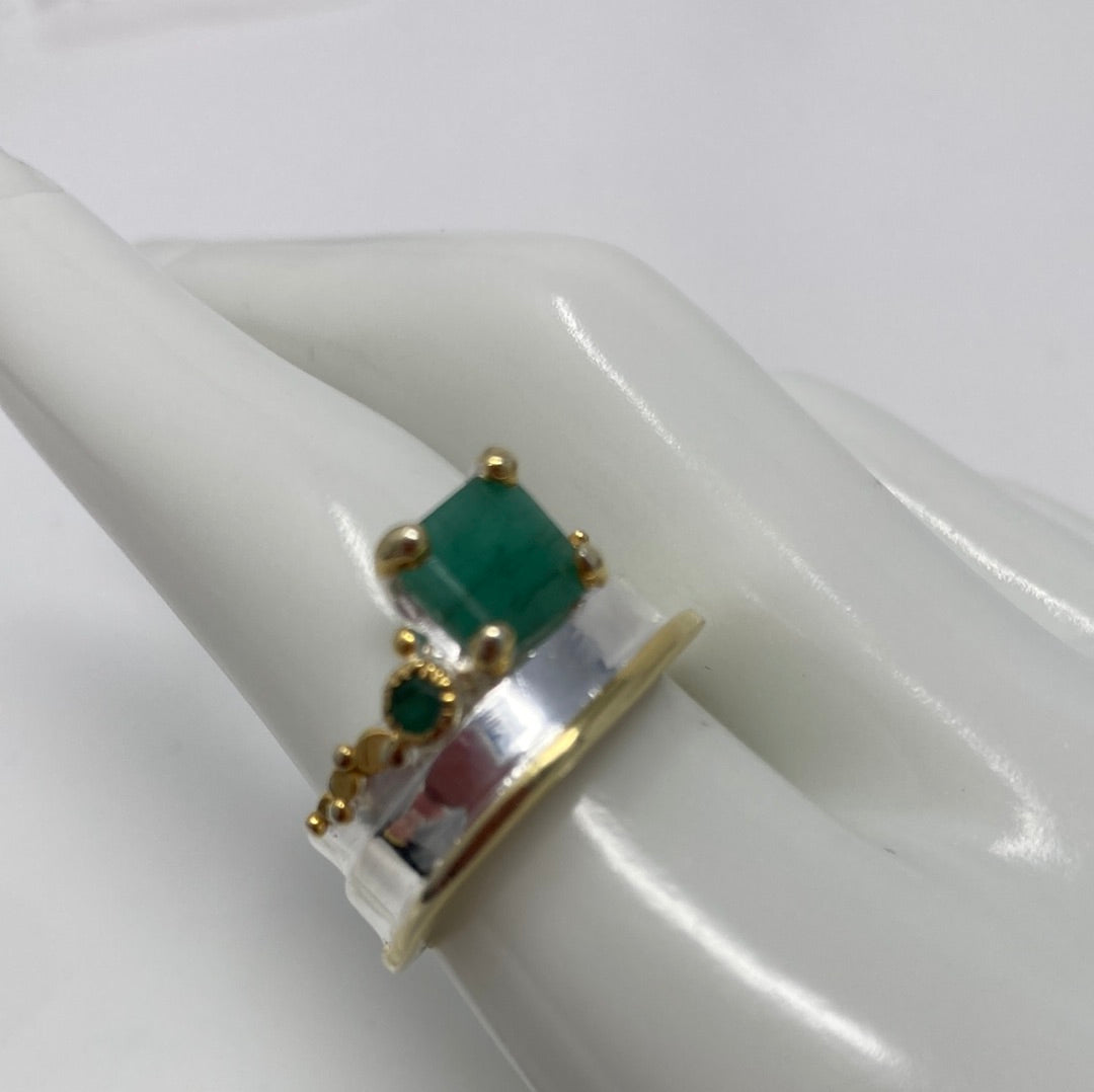 Genuine Emerald Ring