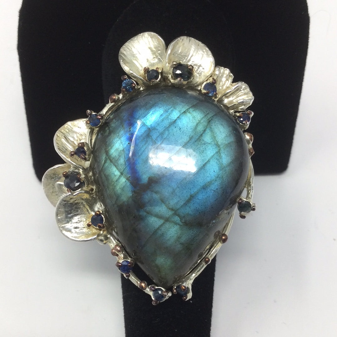 Alluring Genuine Labradorite & Sapphire Ring